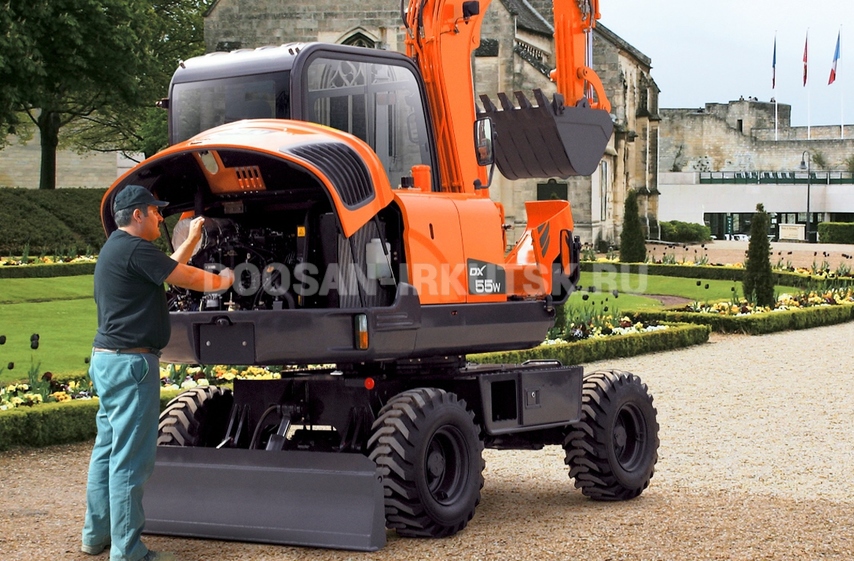 Колесный экскаватор DOOSAN DX 55W