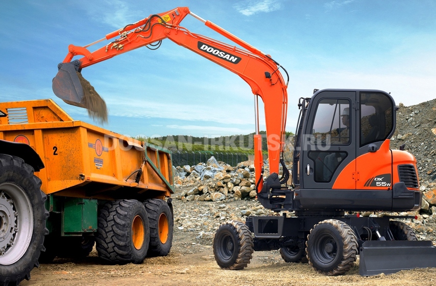 Колесный экскаватор DOOSAN DX 55W