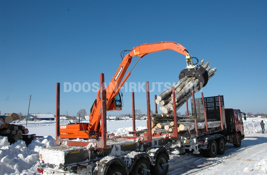 Бревноперегружатель гусеничный DOOSAN DX 225 LCA