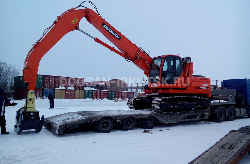 Бревноперегружатель гусеничный DOOSAN DX 225 LCA