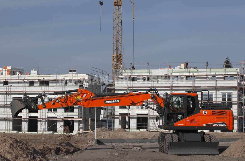 Бревноперегружатель колесный DOOSAN DX 190 WA